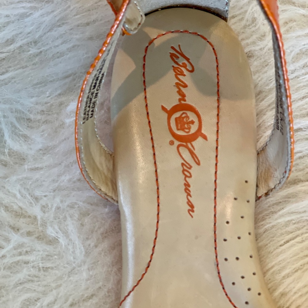 Born crown sandals size 5 - Picture 5 of 5